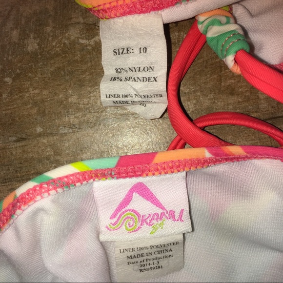 👙Kanu Surf Girl’s Chevron Multi Bikini Size 10👙 - Picture 5 of 5